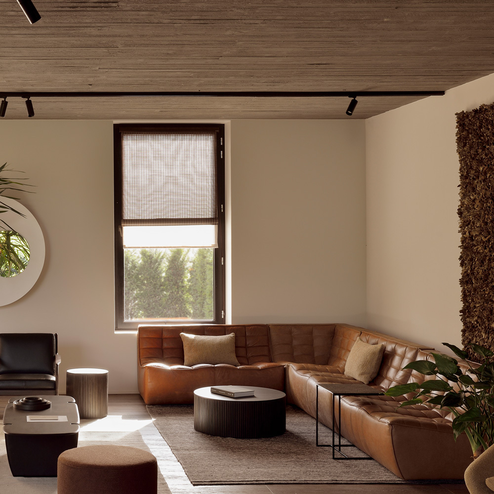 Ethnicraft N701 Sofa in Old Saddle leather